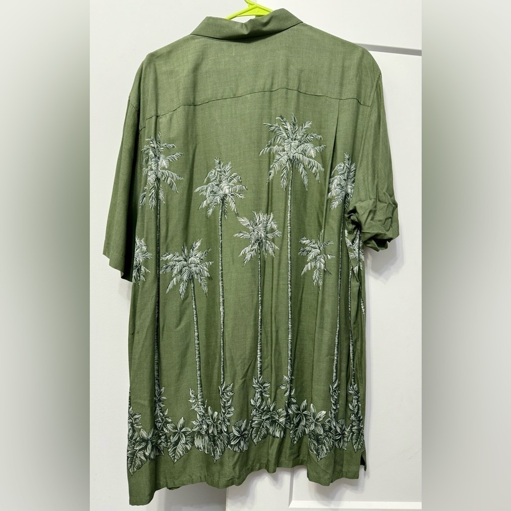 Croft & Barrow Men's Hawaiian Shirt Green Palm Tree Print Button-Down Size XL - Picture 2 of 5